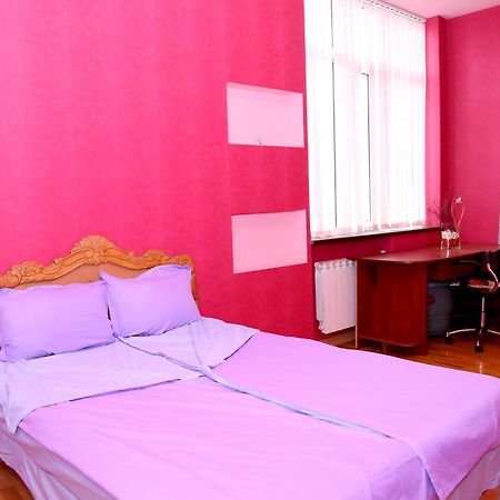 Apartment On 11 Amiryan Street Erevan Esterno foto