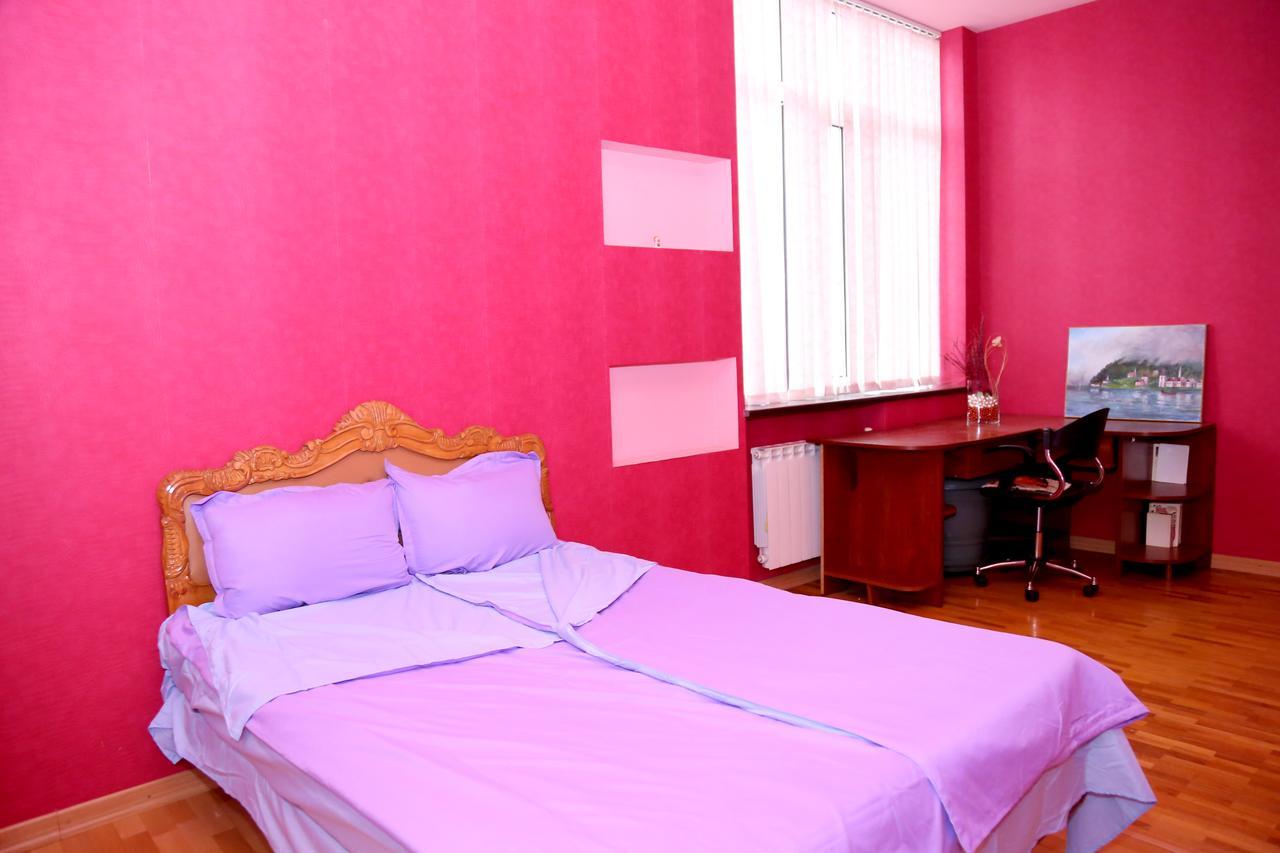 Apartment On 11 Amiryan Street Erevan Esterno foto