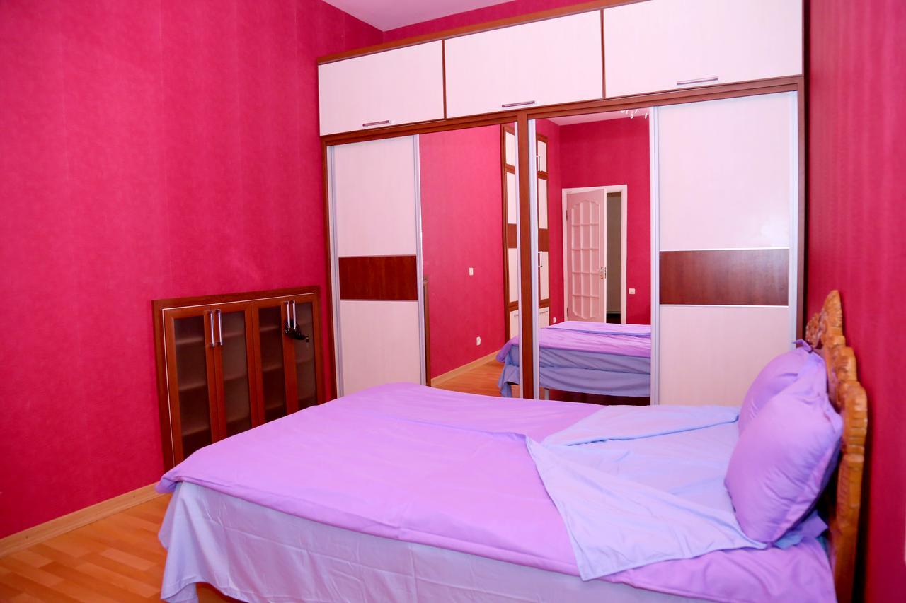 Apartment On 11 Amiryan Street Erevan Esterno foto