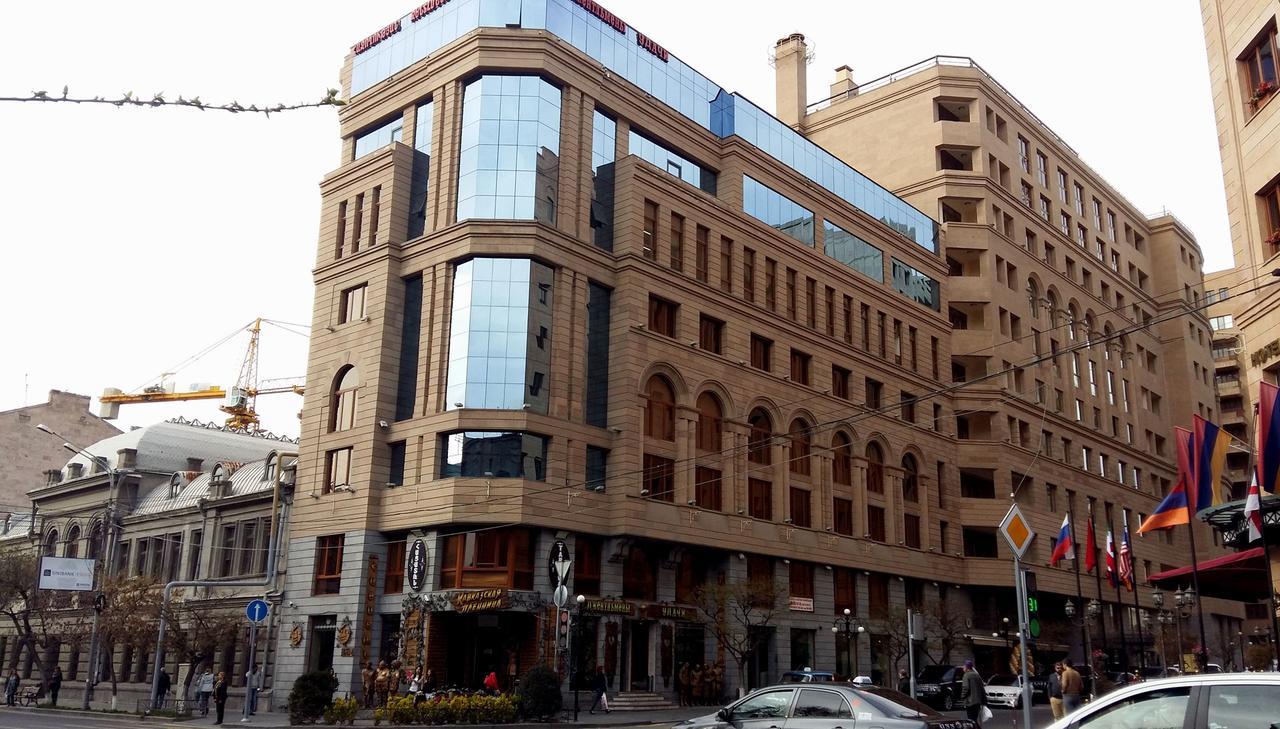 Apartment On 11 Amiryan Street Erevan Esterno foto