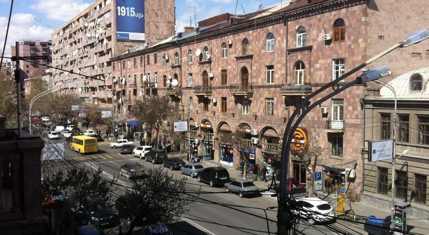 Apartment On 11 Amiryan Street Erevan Esterno foto